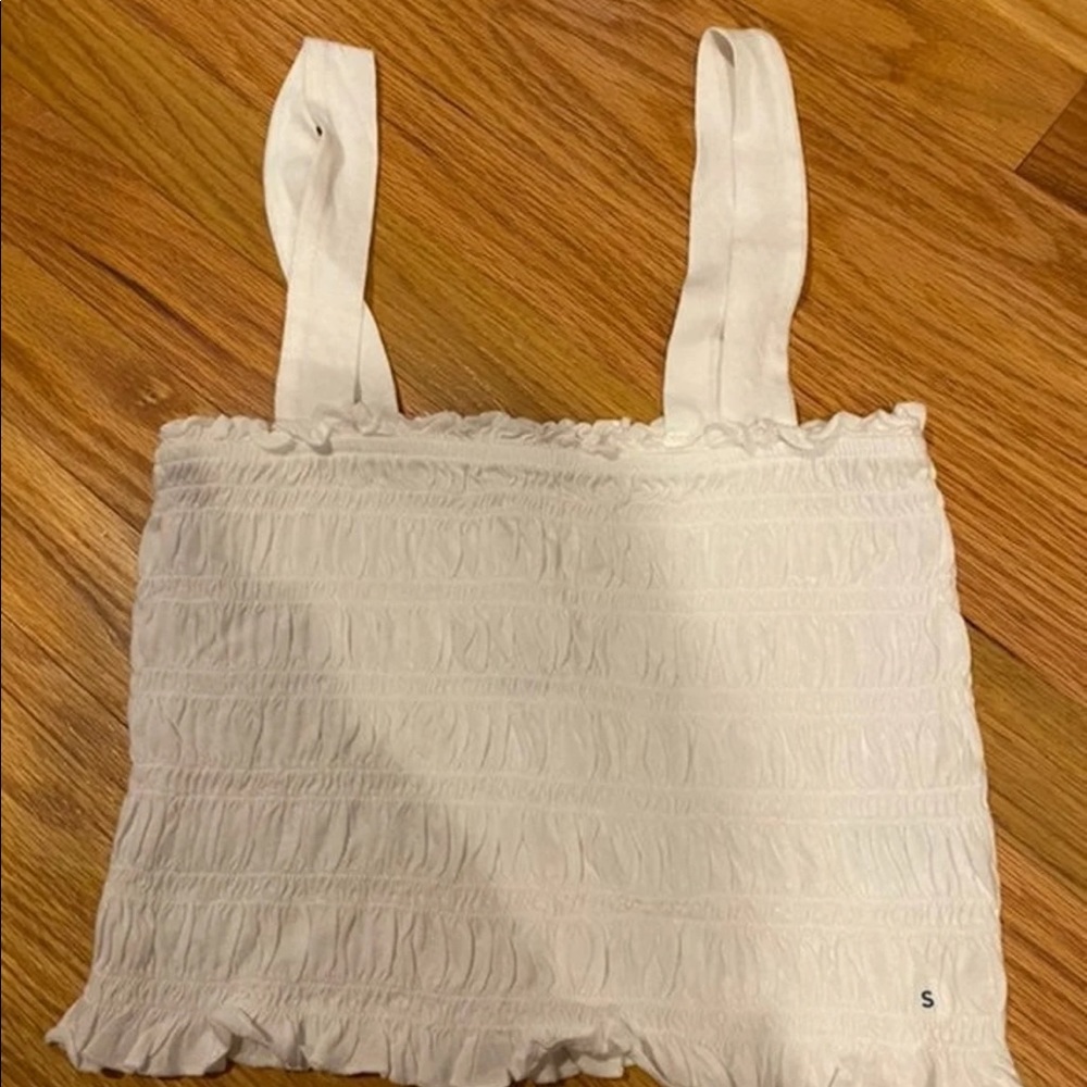 womens american eagle smocked crop top